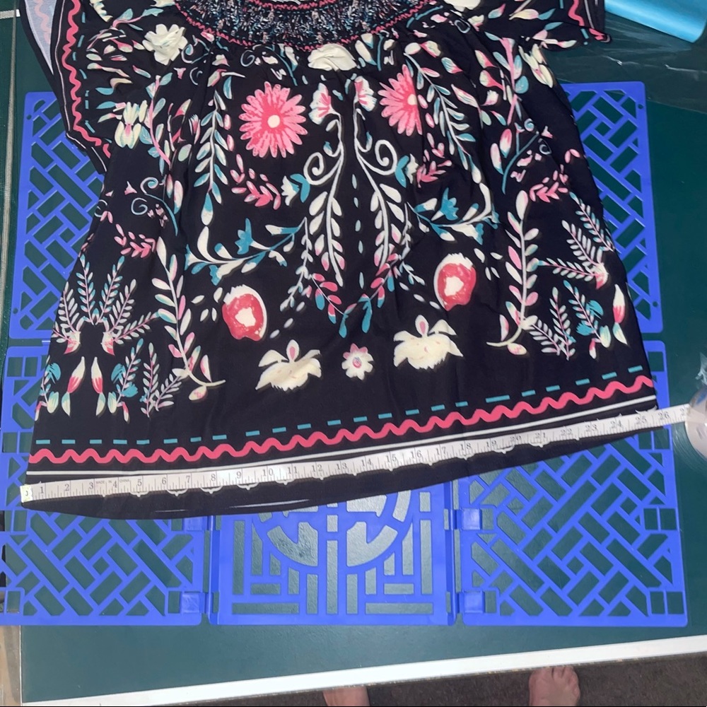 Plus! Black Floral Shift Top - Picture 8 of 9